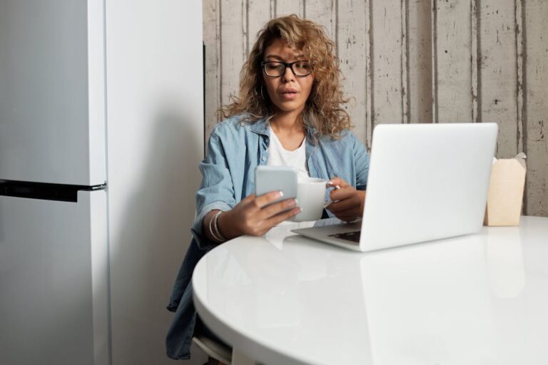 NR-17 Ergonomia: O Que É, O Que a Norma Exige das Empresas e Como Fazer a Análise Ergonômica do Trabalho